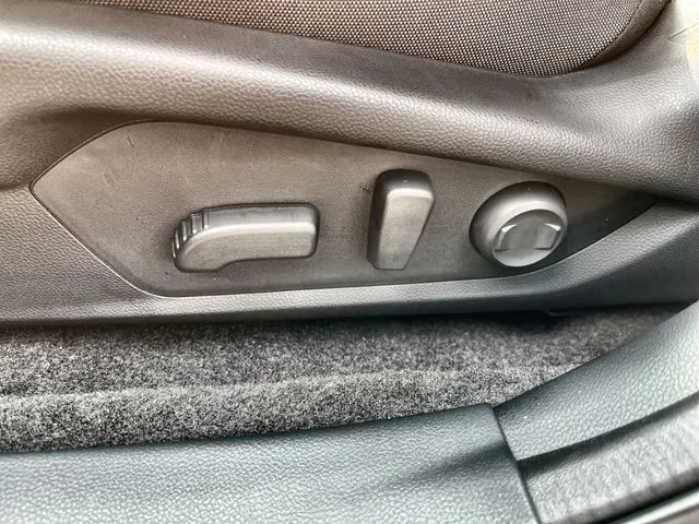 New 2026 MAGNETITE GRAY PEARL Subaru Premium image 16