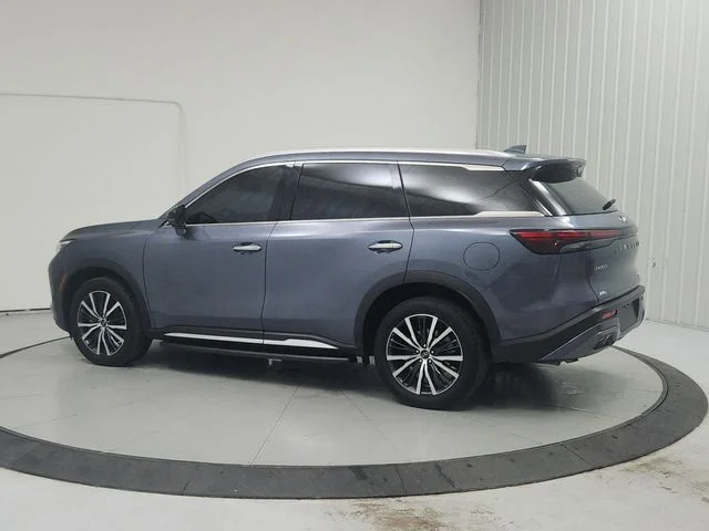 Used 2025 Blue INFINITI Sensory image 5