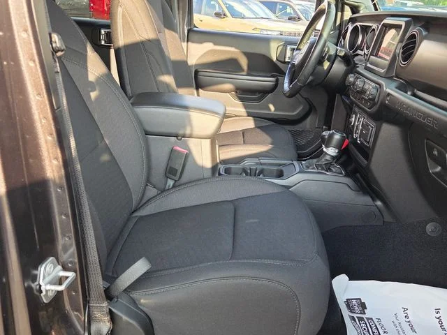 Used 2020 Gray Jeep Unlimited Sport image 16