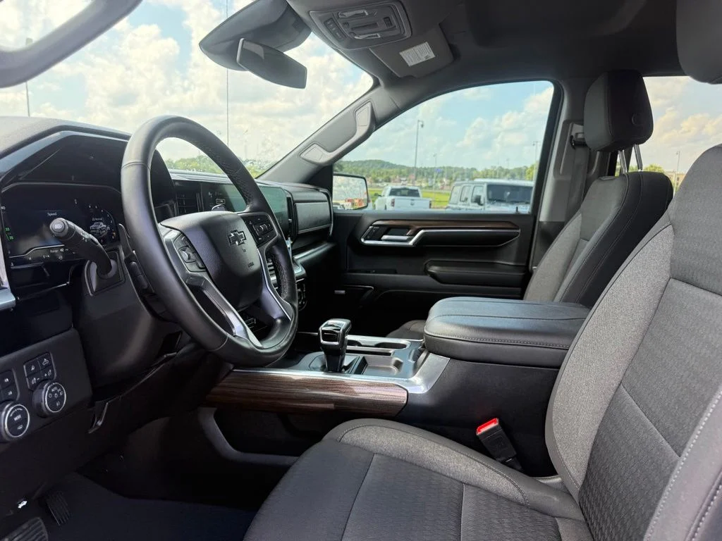 Used 2024 Black Chevrolet RST image 4