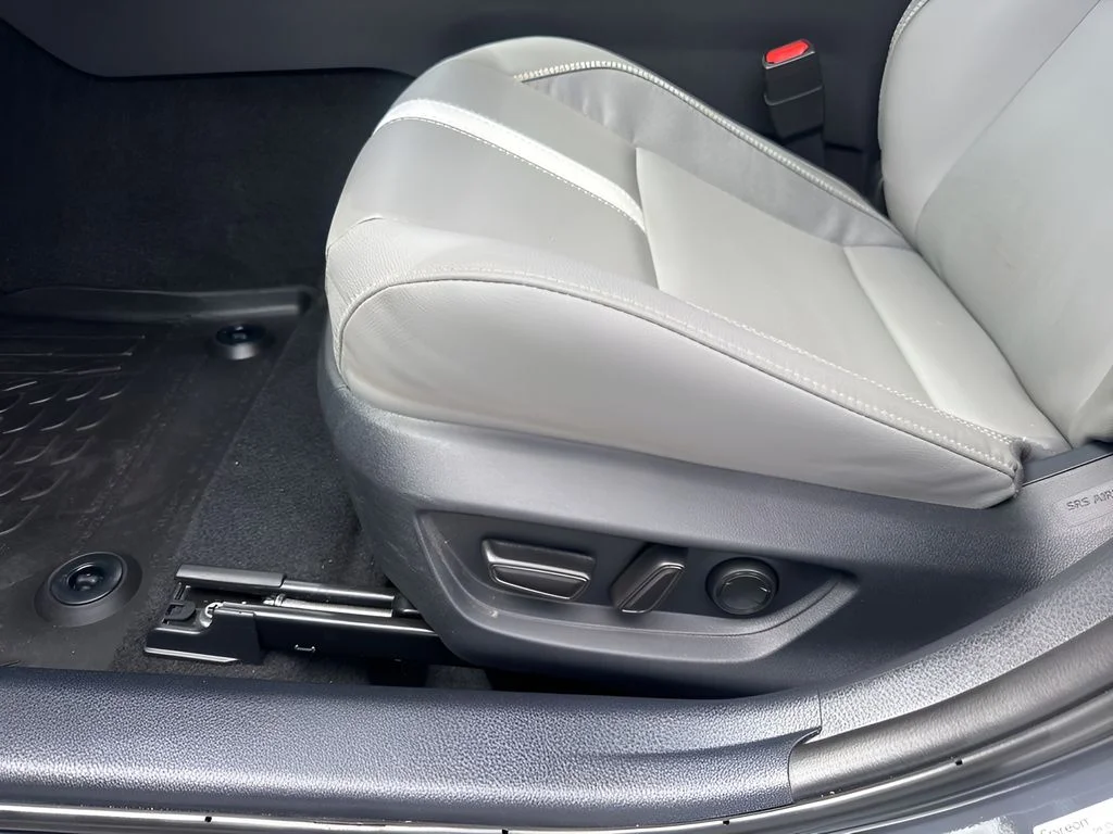 Used 2025 Gray Toyota SE image 10