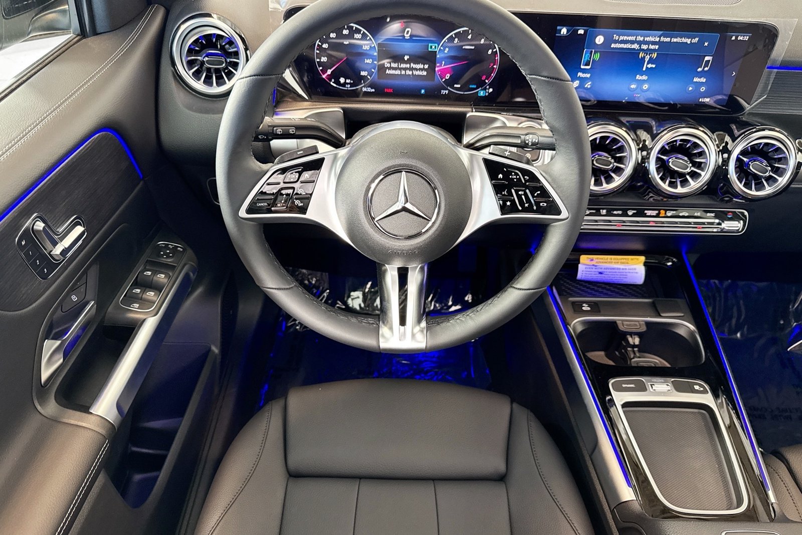 New 2026 Night Black Mercedes-Benz GLB 250 image 20