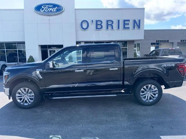 New 2026 Agate Black Metallic Ford Lariat® image 32