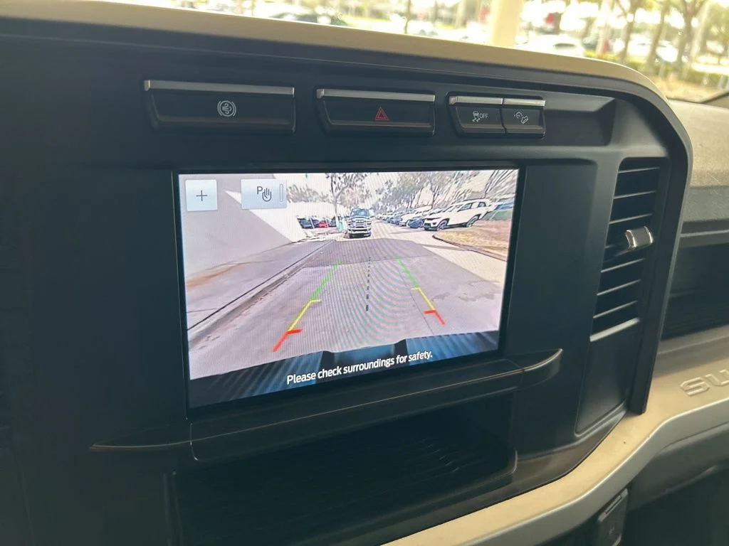 Used 2024 White Ford XL image 9