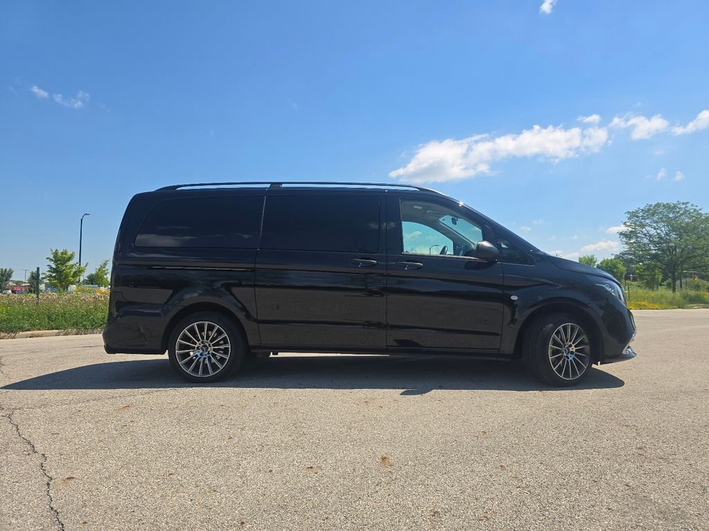 Used 2023  Mercedes-Benz Passenger image 16