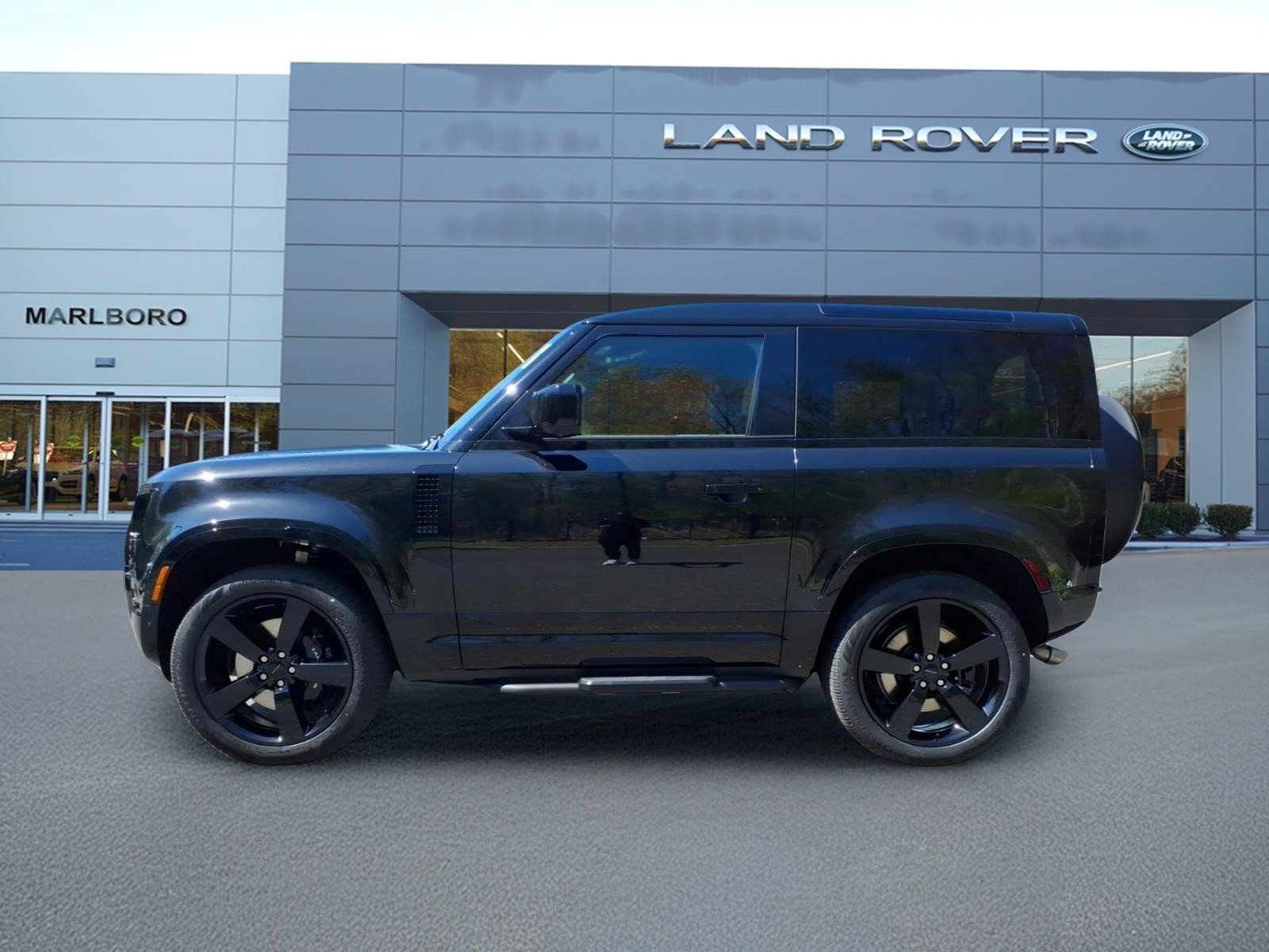 New 2026 Santorini Black Land Rover 90 V8 image 7