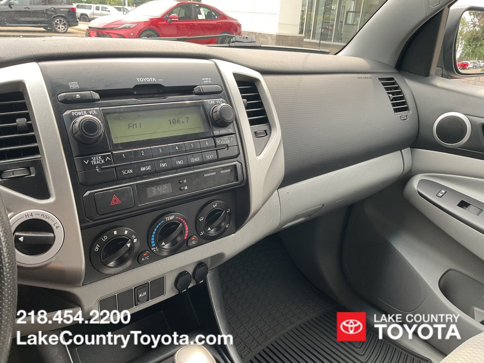 Used 2012 GREY METALLIC Toyota Base image 23