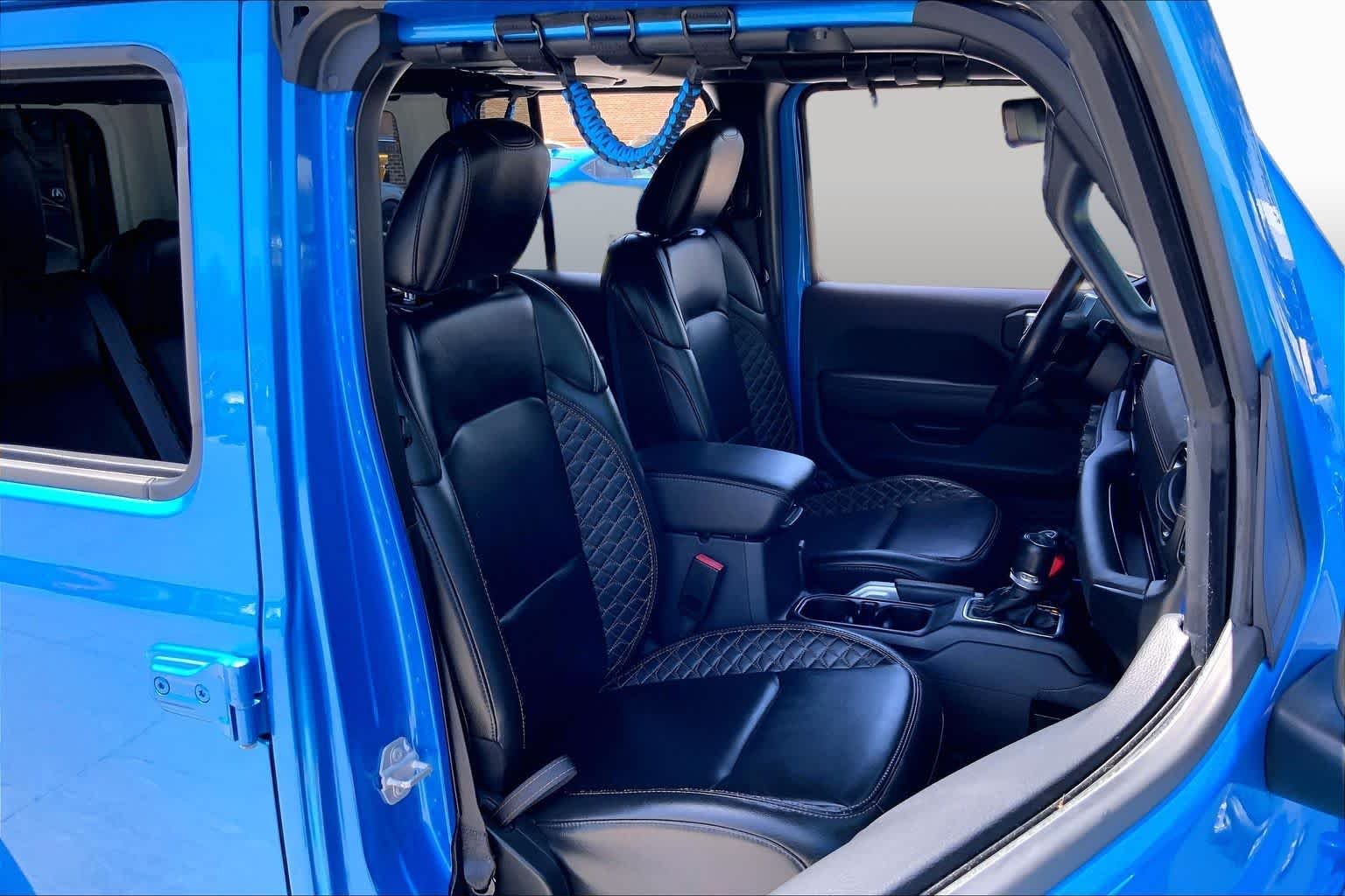 Used 2022 Hydro Blue Pearlcoat Jeep Unlimited High Altitude image 9