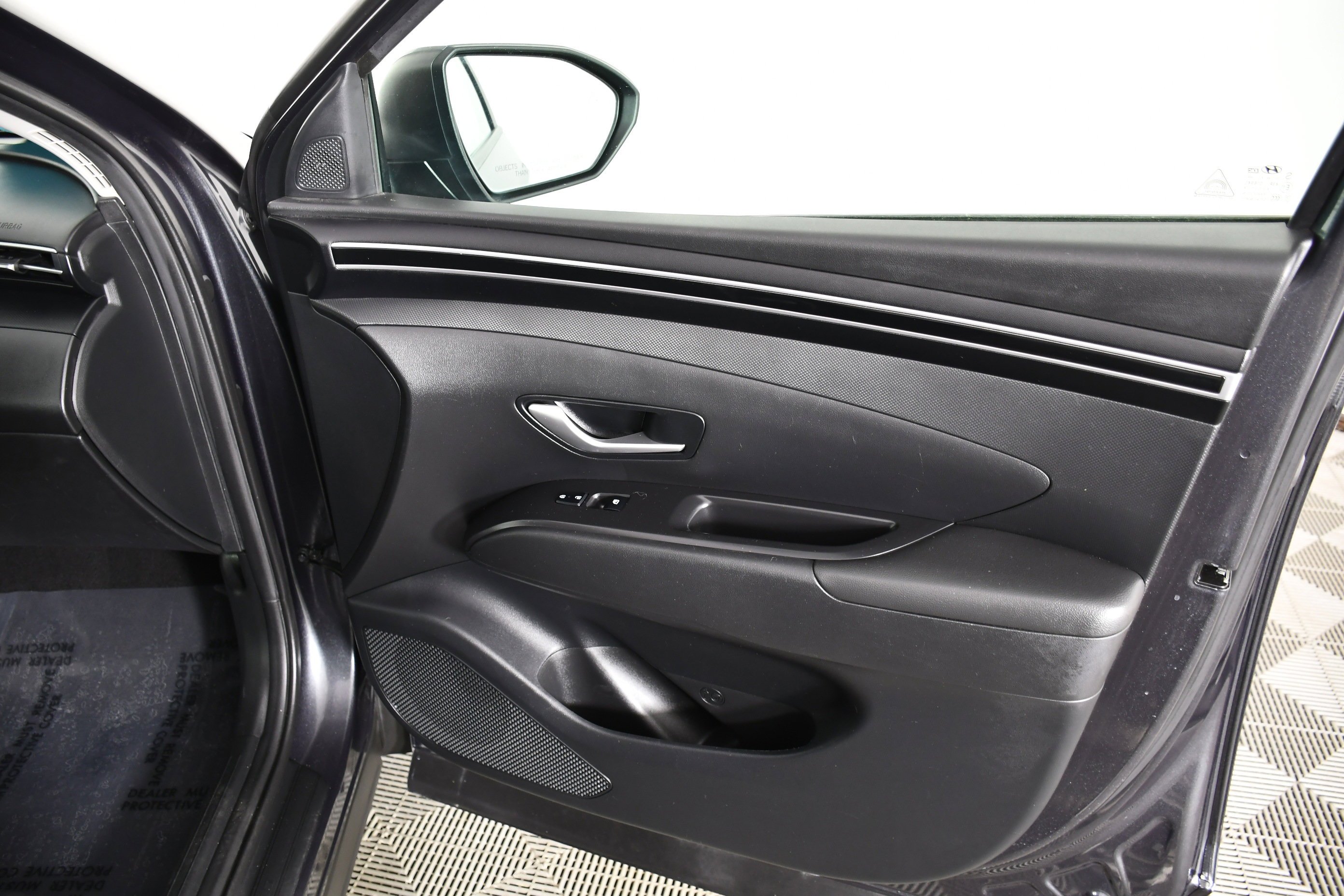 Used 2024 Dark Gray Metallic Hyundai SEL image 39