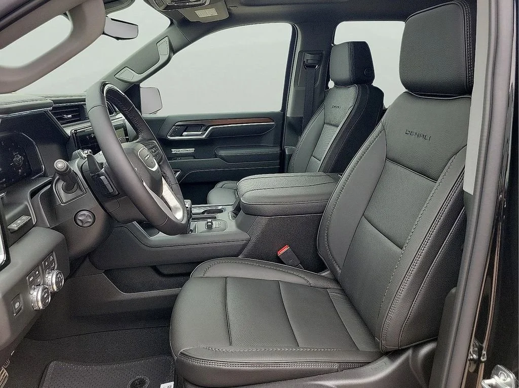 2026 GMC Sierra 1500 Denali - Photo 14