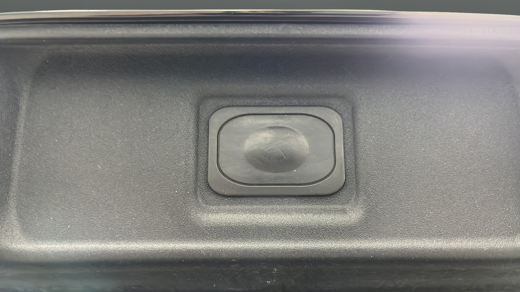 Used 2023 Shadow Black Ford Premium image 29