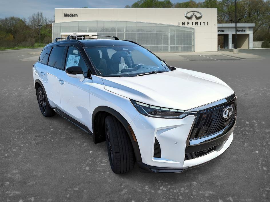 New 2027 2T RAD WHT INFINITI AUTOGRAPH image 3