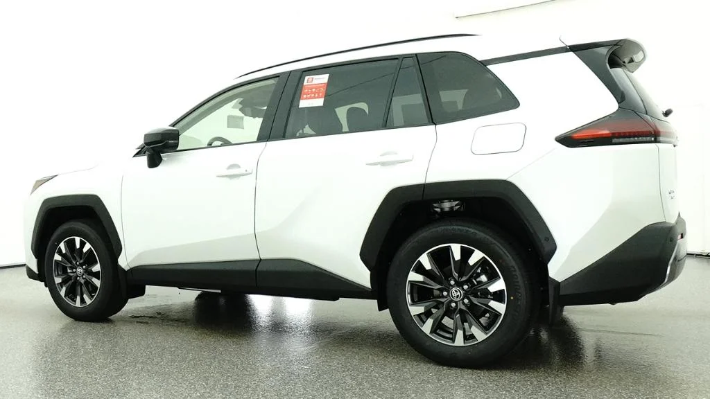 New 2026 Wind Chill Pearl Toyota Limited image 9