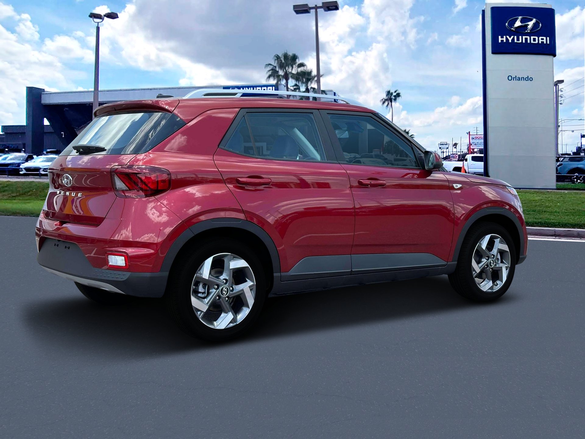 2025 Hyundai Venue Limited - Photo 8