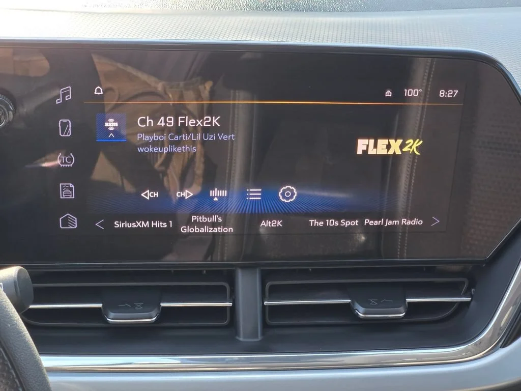 Used 2025 Cypress Gray Chevrolet LT image 19