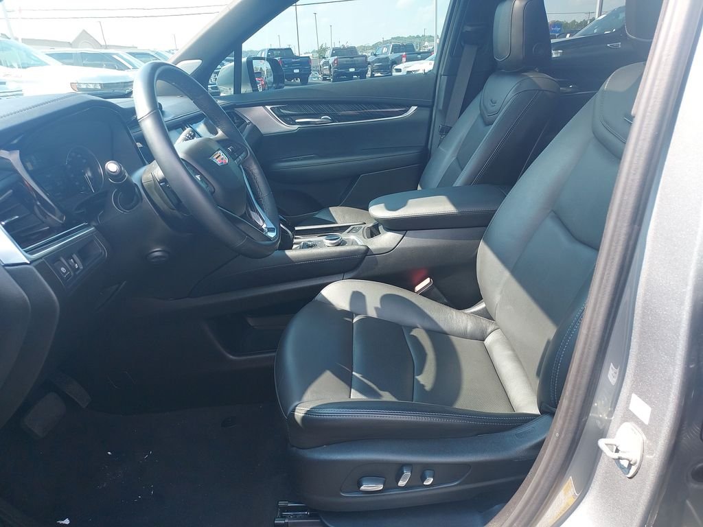 Used 2024 Silver Cadillac Premium Luxury image 16