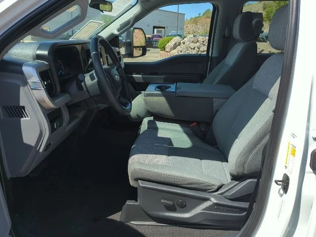 Used 2025 White Ford XLT image 14