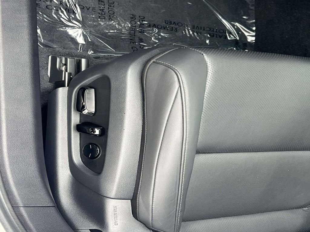 Used 2023 White Lexus 350 image 18