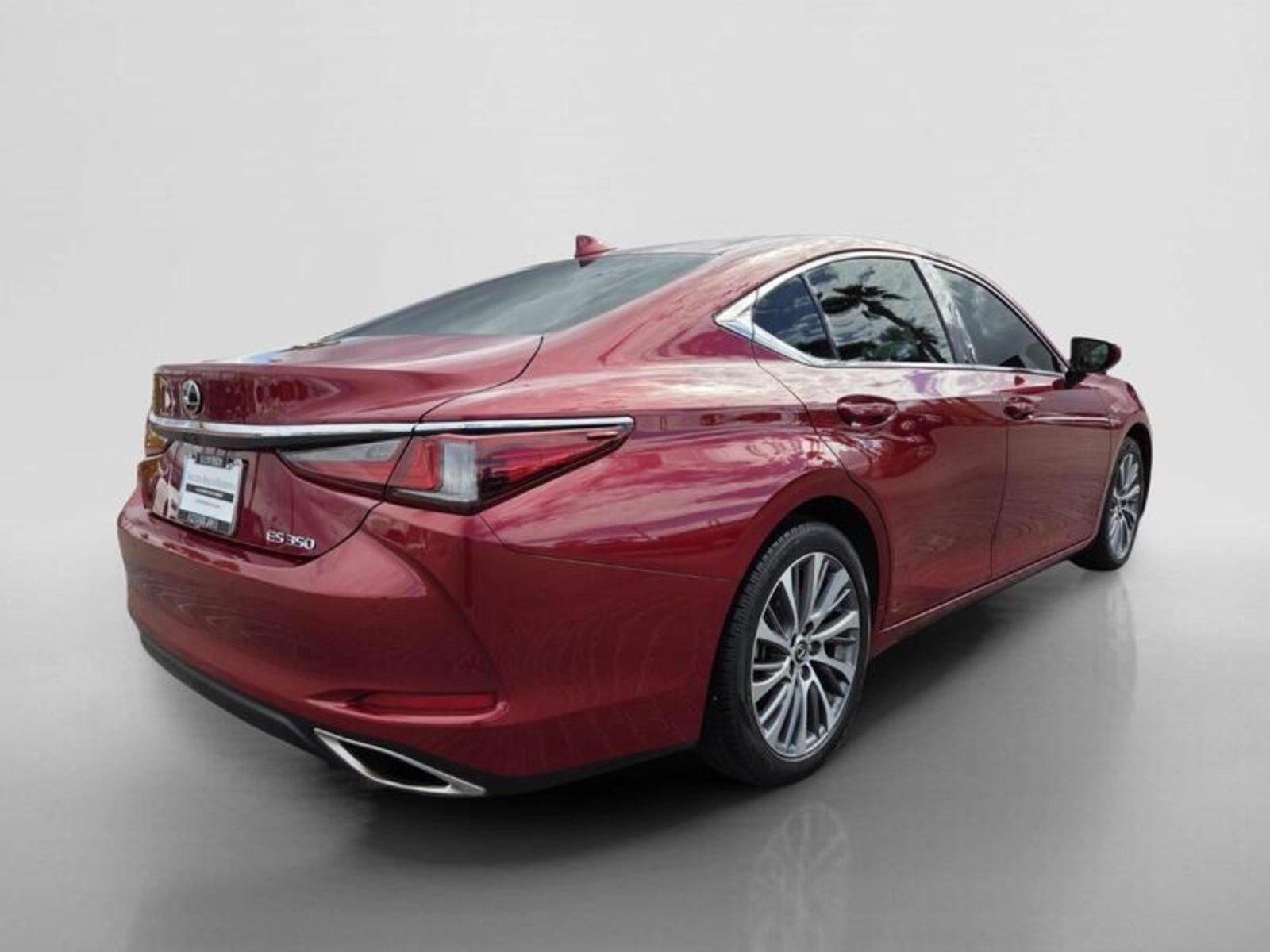 Used 2021 Matador Red Mica Lexus ES 350 image 5
