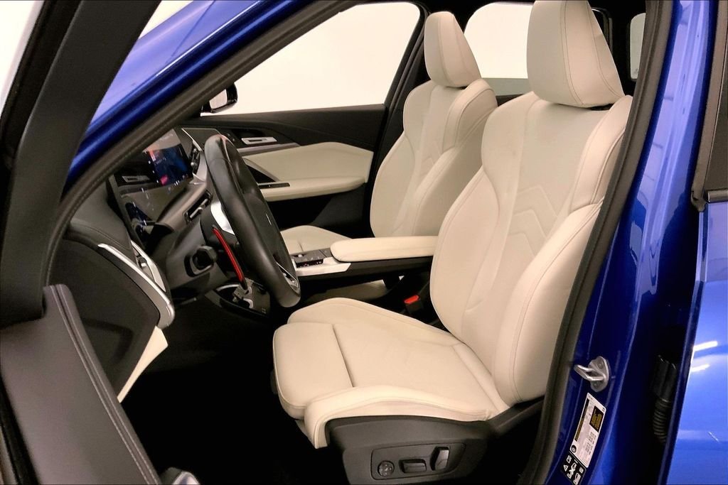 Used 2026 Portimao Blue Metallic BMW  image 13