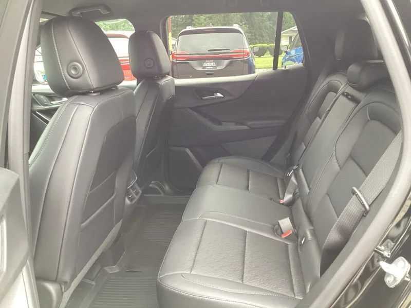 2027 Chevrolet Equinox LT - Photo 20