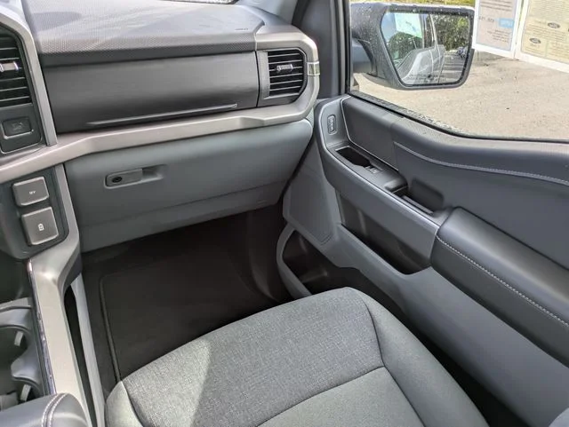 New 2026 Silver Ford XLT image 16
