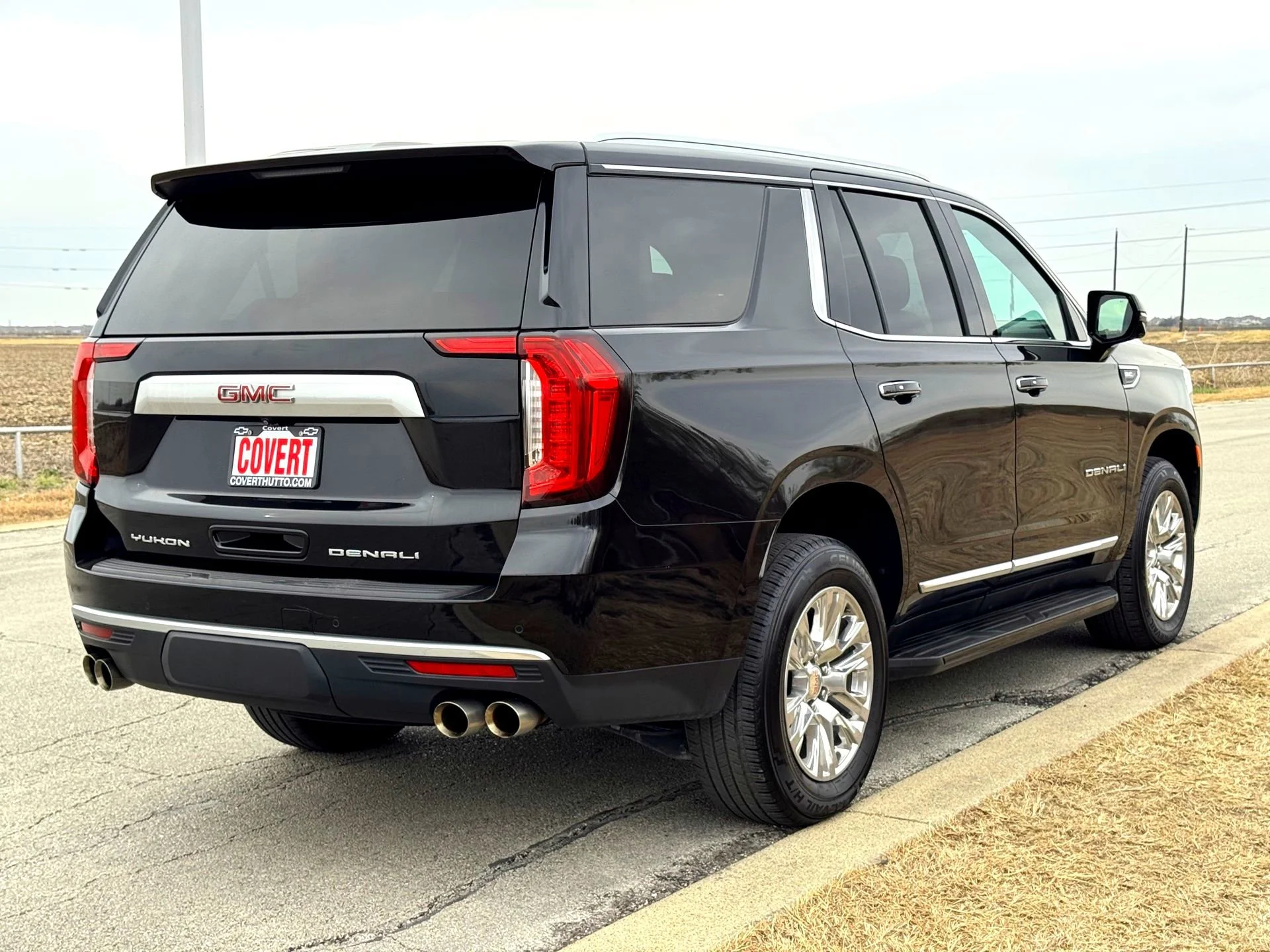 Used 2024 Onyx Black GMC Denali image 6
