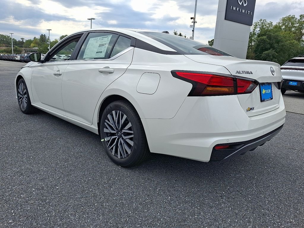 New 2026 Pearl White TriCoat Nissan SV image 3