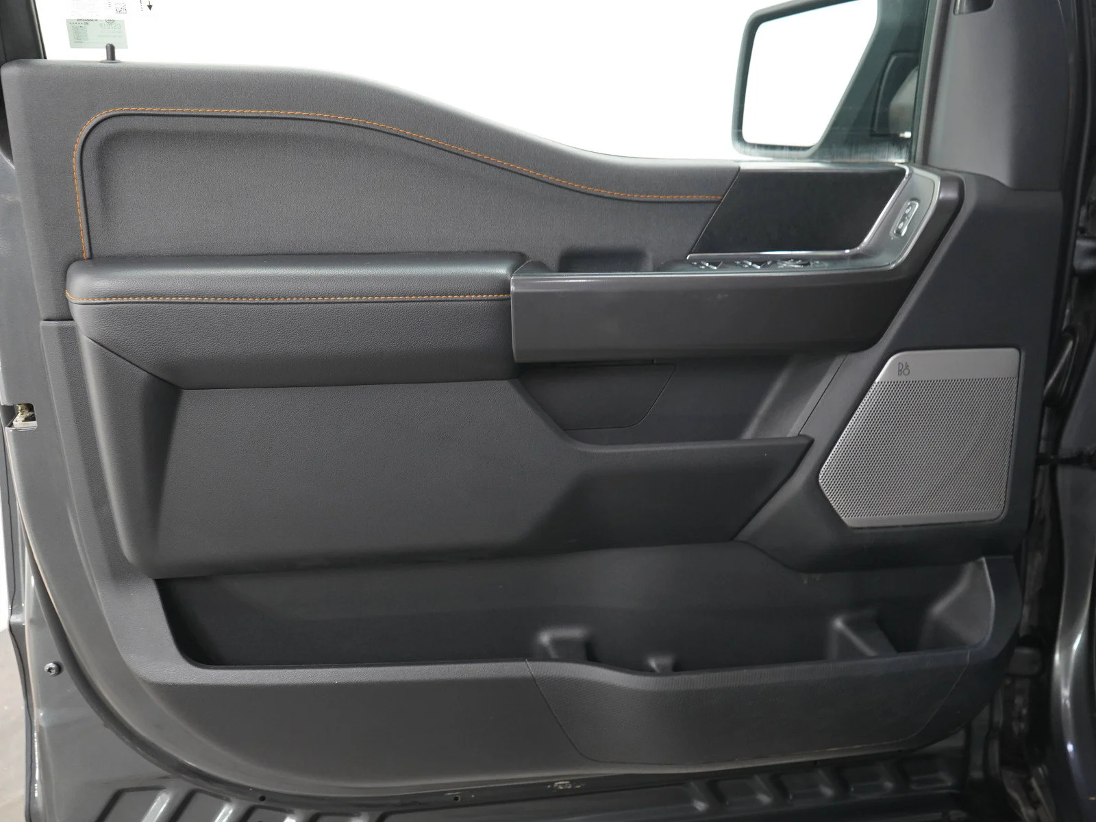Used 2025 Carbonized Gray Metallic Ford Tremor image 22