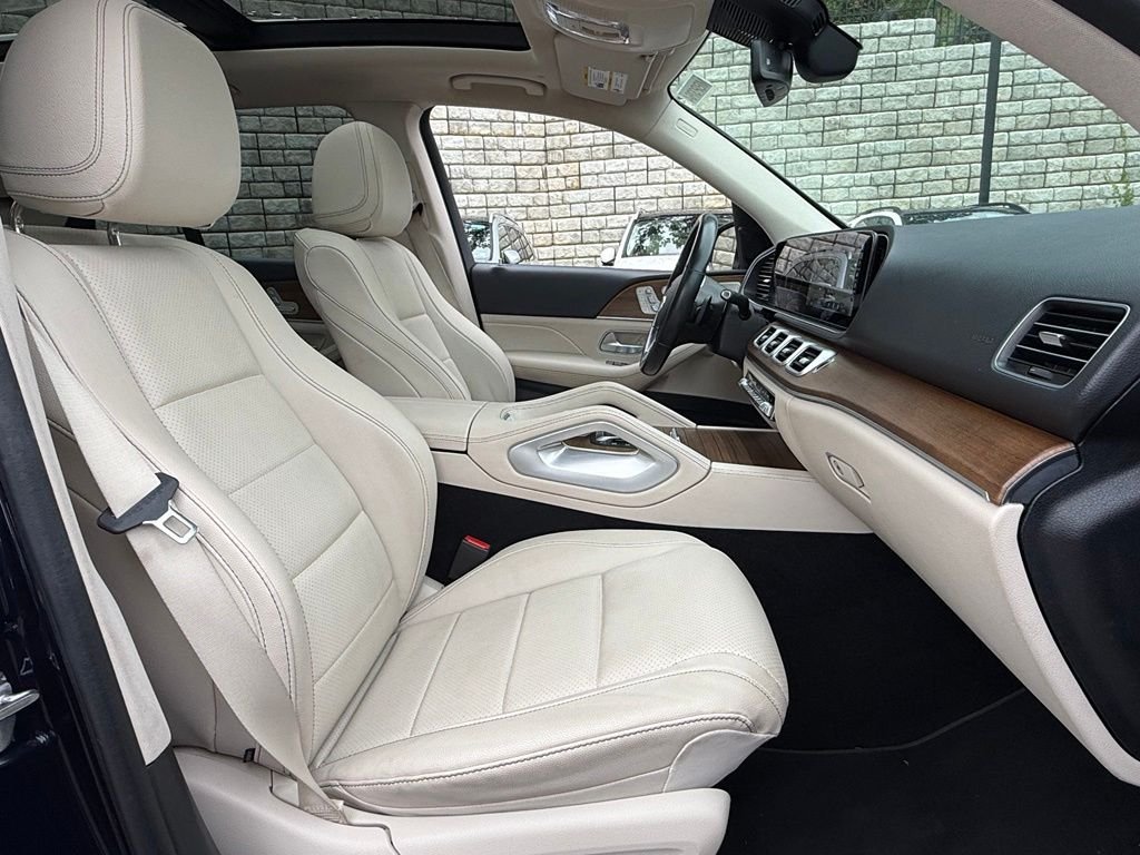 Certified Used 2022 Blue Mercedes-Benz GLE 350 image 30