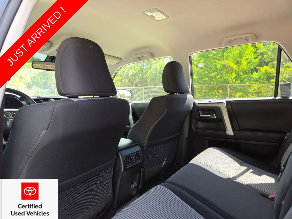 Certified Used 2024  Toyota SR5 image 23