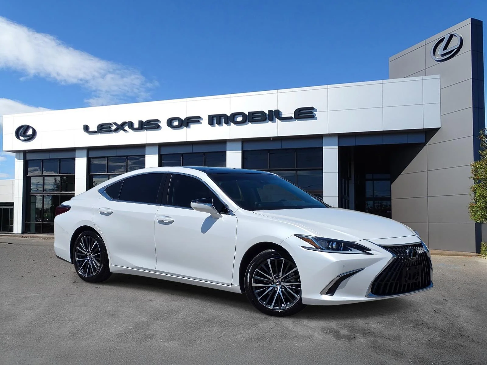 2024 Lexus ES 350 350's photo