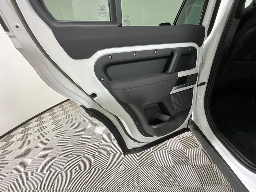 Certified Used 2023 White Land Rover S image 25