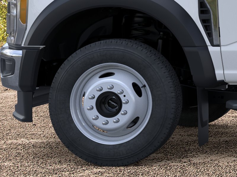 New 2026 Oxford White Ford F-550® XL image 19