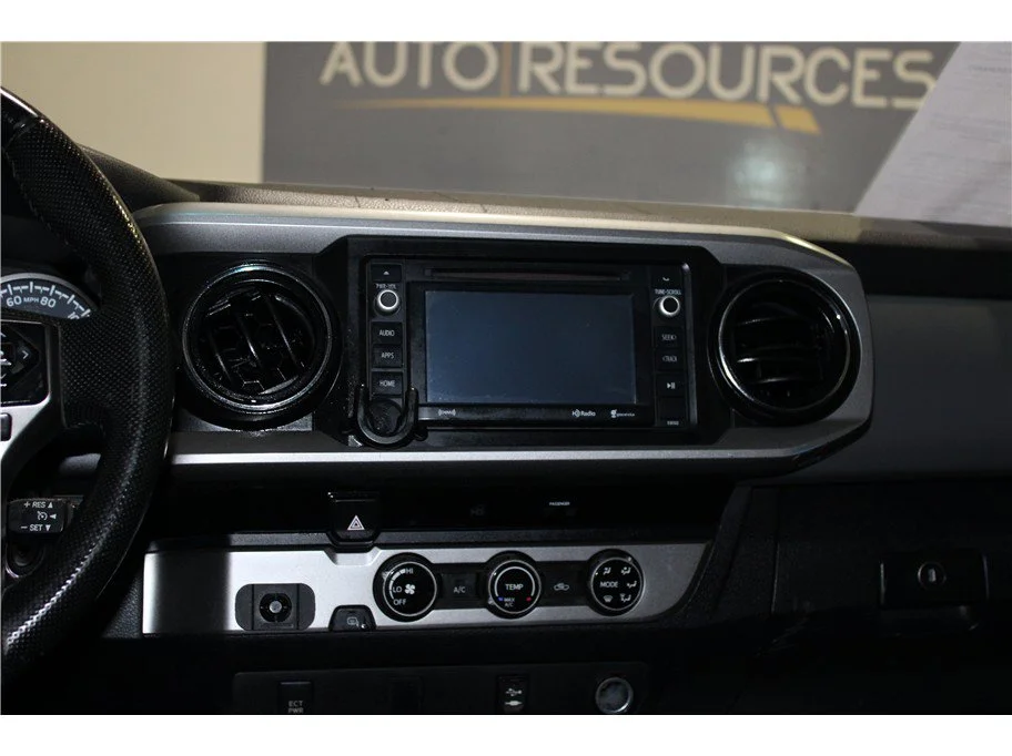 Used 2016 White Toyota SR5 Pickup 4D 5 ft image 14