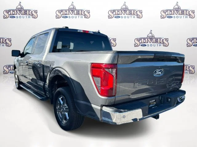 Used 2025 Gray Ford XLT image 4