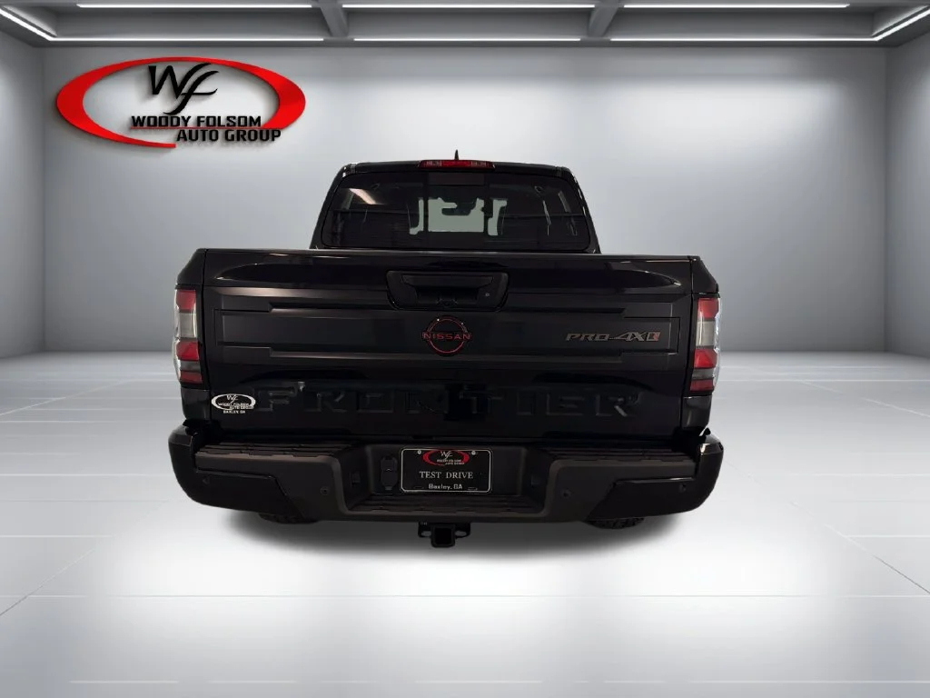 New 2027 Black Nissan PRO-4X image 6
