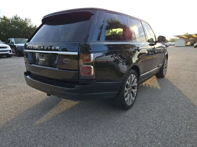 Used 2018 Santorini Black Metallic Land Rover HSE image 5