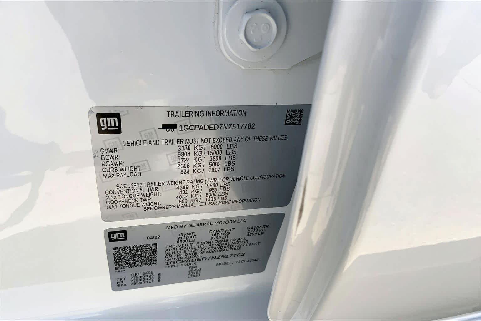 Used 2022 Summit White Chevrolet RST image 36