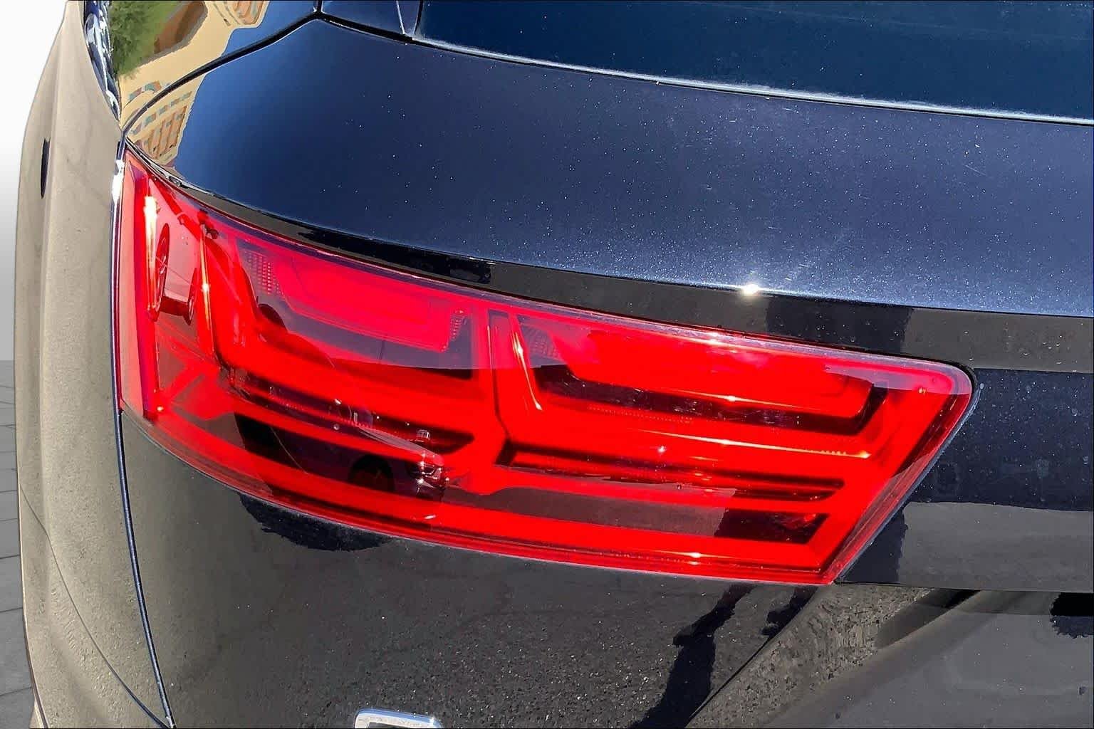 Used 2019 Orca Black Metallic Audi Premium Plus image 29