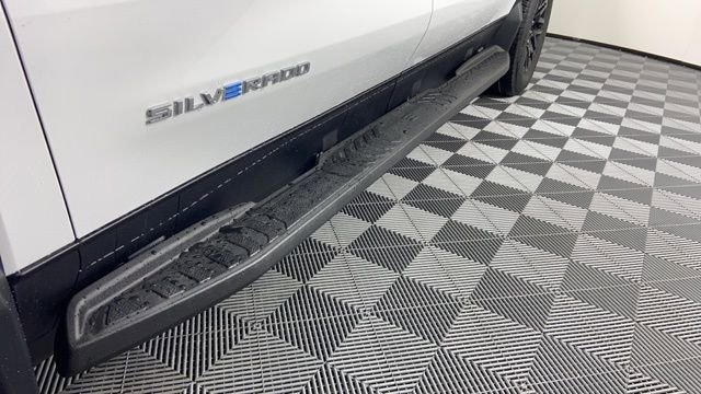 New 2024 Summit White Chevrolet Work Truck image 12