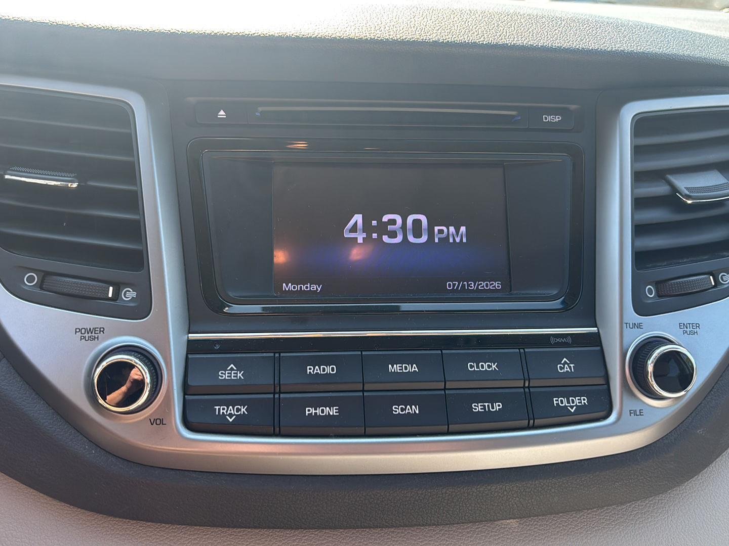 Used 2016 Coliseum Grey Hyundai Sport image 11