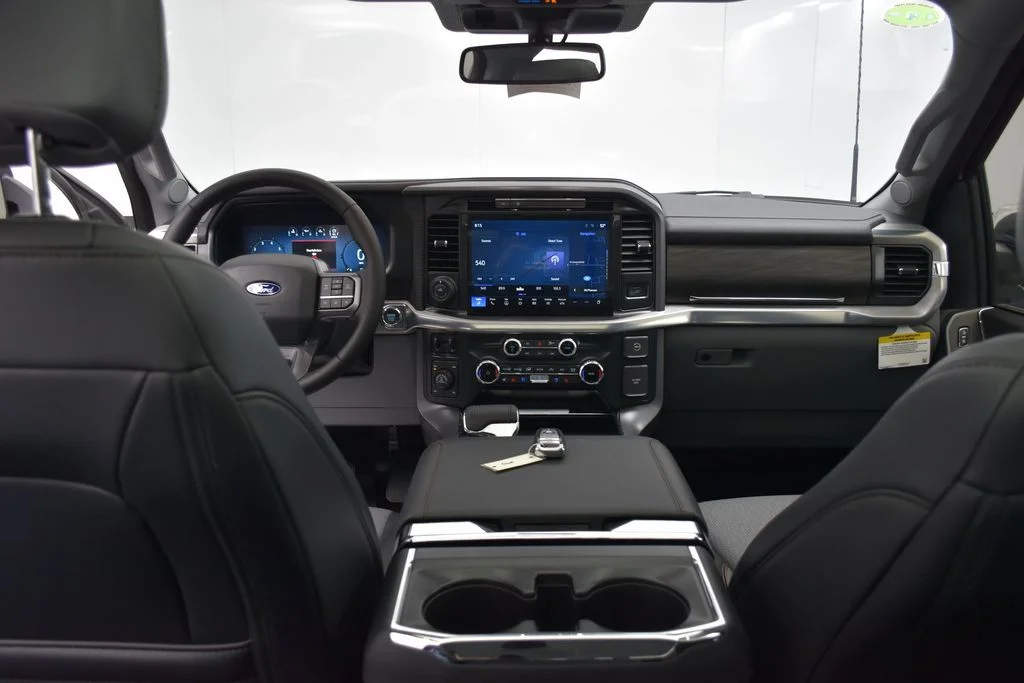 New 2025 White Ford Lariat image 21