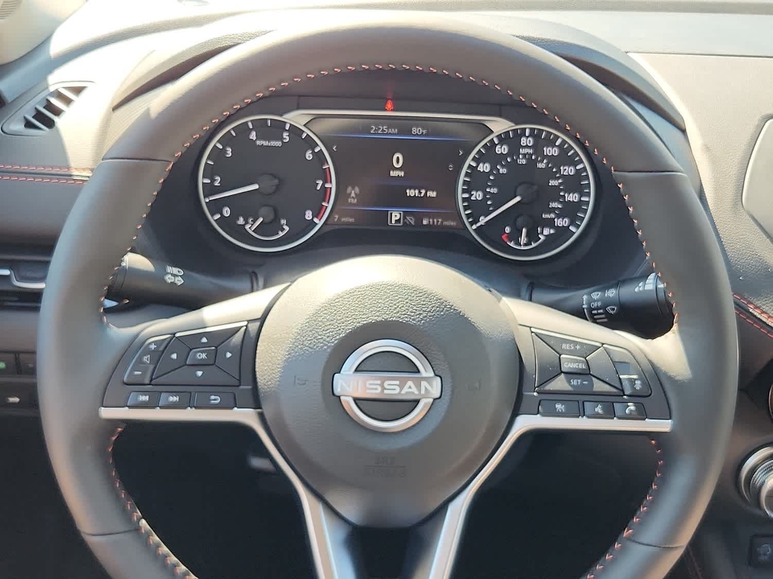 2025 Nissan Sentra SR - Photo 17