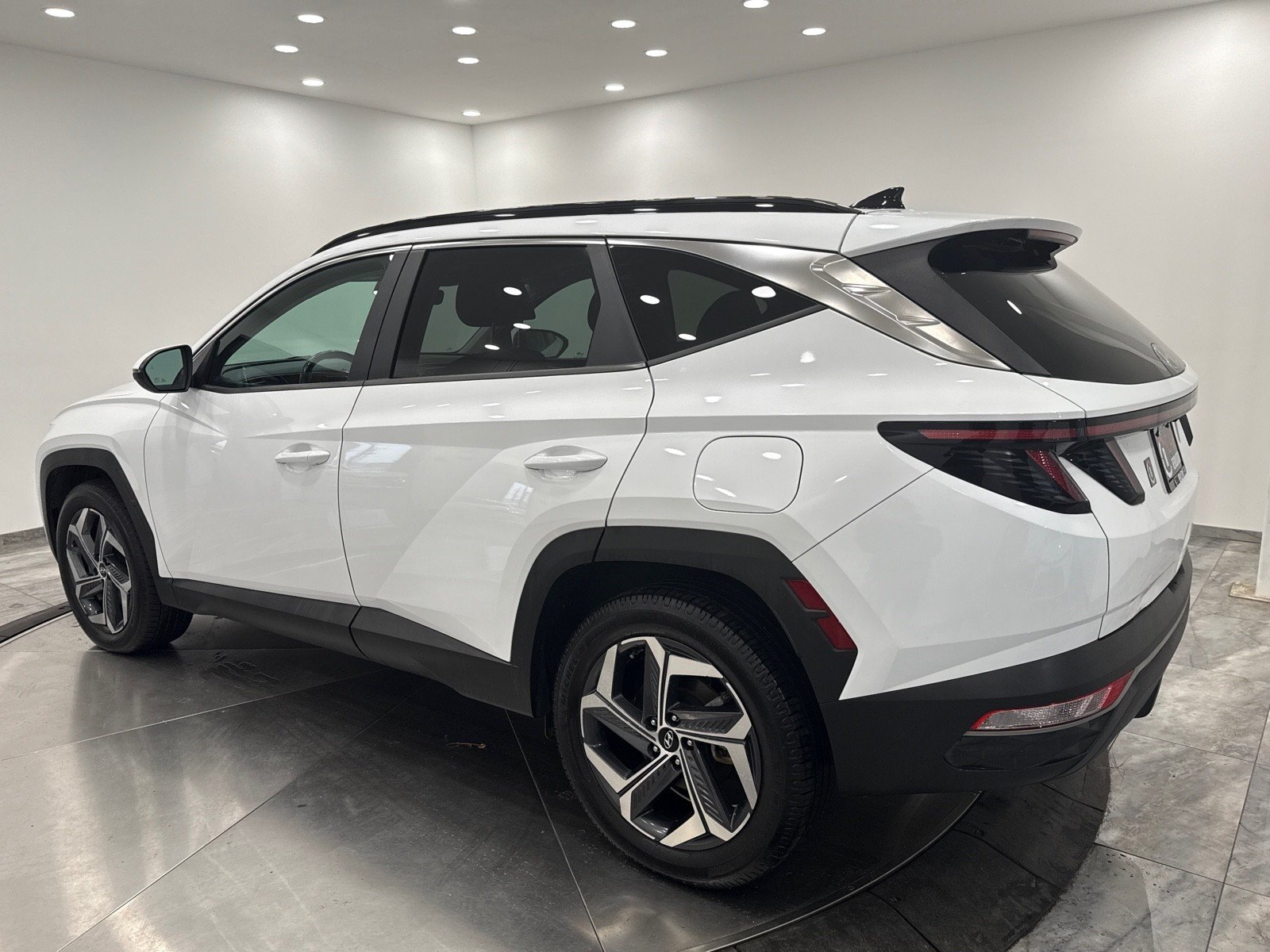 2022 Hyundai Tucson Hybrid SEL Convenience photo 4