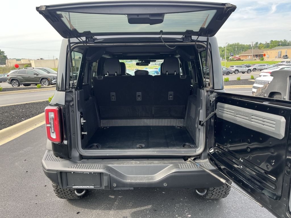 Used 2025 Black Ford Badlands image 30