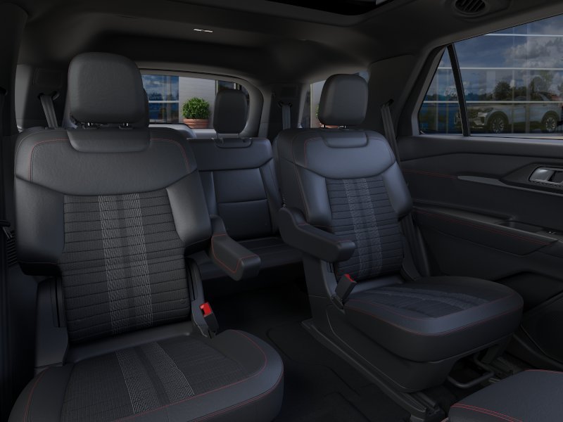 New 2026 Space White Metallic Ford ST-Line image 24