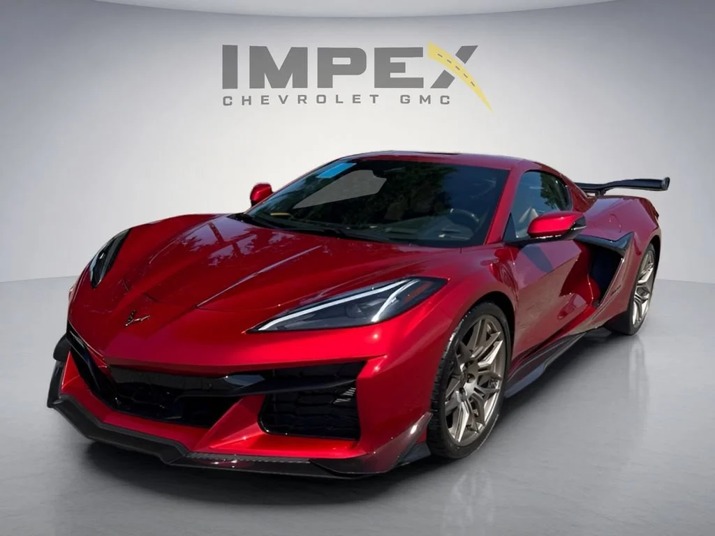 Used 2025 Red Mist Metallic Tintcoat Chevrolet 3LZ image 1