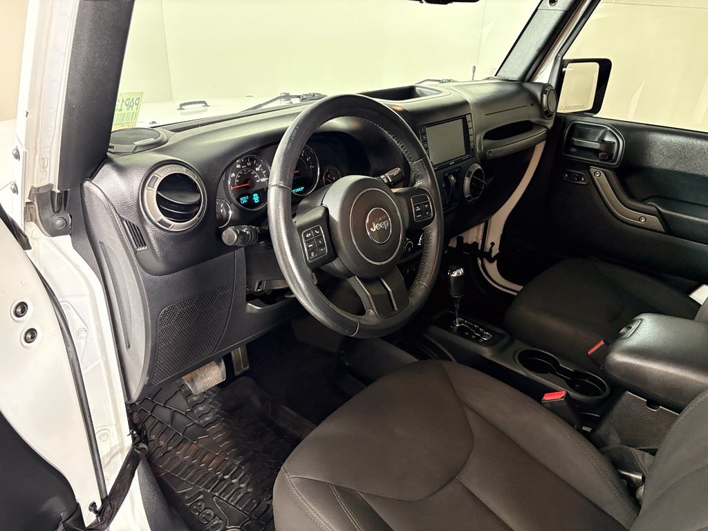 Used 2017 White Jeep Sport image 20