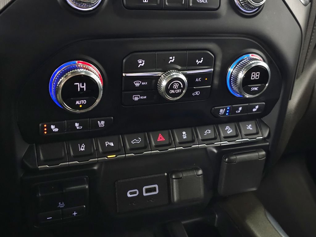 Used 2022 Onyx Black GMC Denali image 33